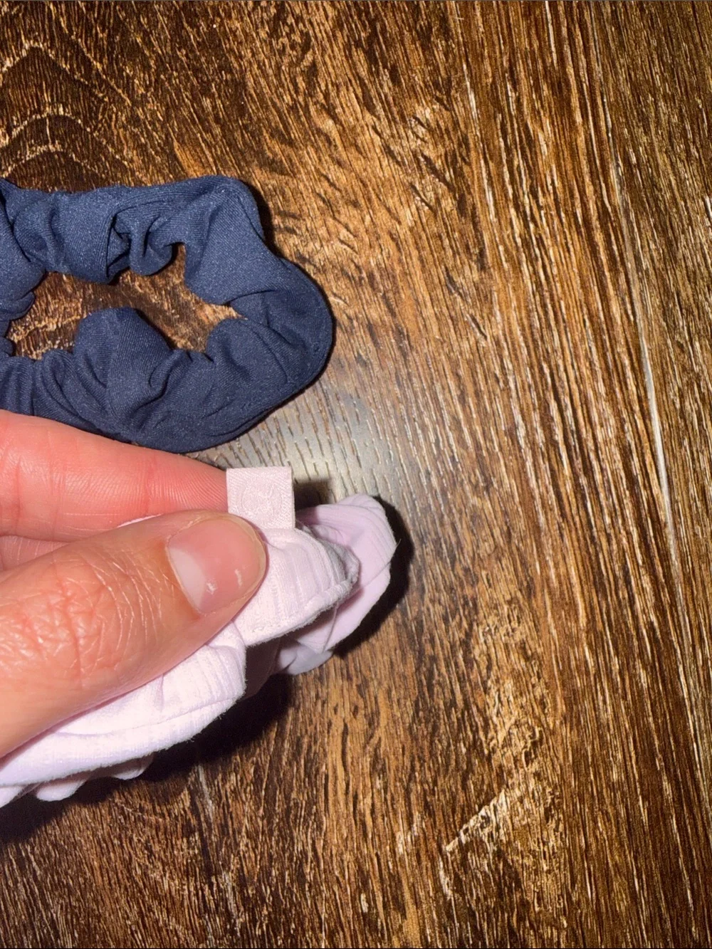 LIKE NEW LULULEMON Soft Elastic Hair Scrunchie Set - Pink and Navy